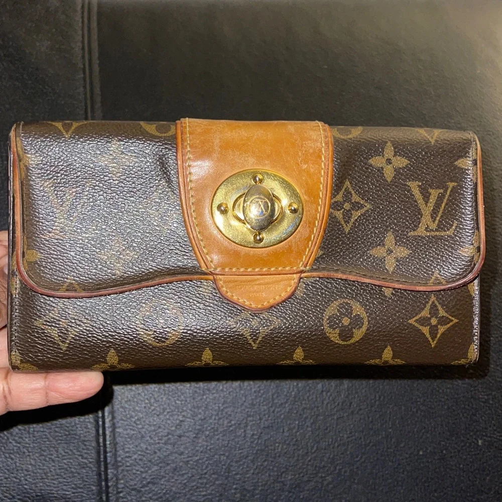 Louis Vuitton Authentic Monogram Portefeiulle Boetie Long Bifold Wallet Turnlock